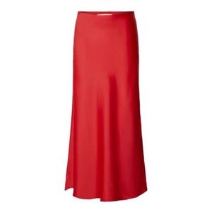 Red Satin Tulip Hem Skirt